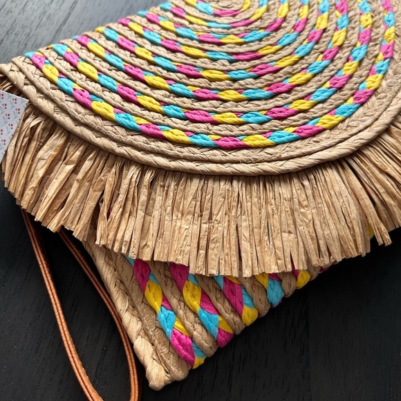 NWT Lulla Collection Salsa Clutch - Multi - Picture 2 of 5